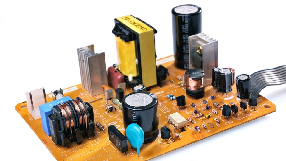 oscilador transistores